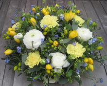 Country Posy Pad Funeral Tribute